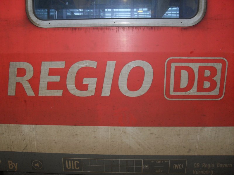 Aufschrift des RE 3566 nach Nrnberg Hbf