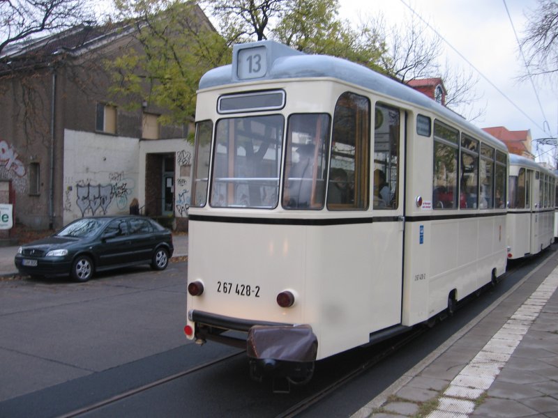 Beiwagen des hist. REKO-Zuges bei einer Themenfahrt Herbst 2006 in Berlin