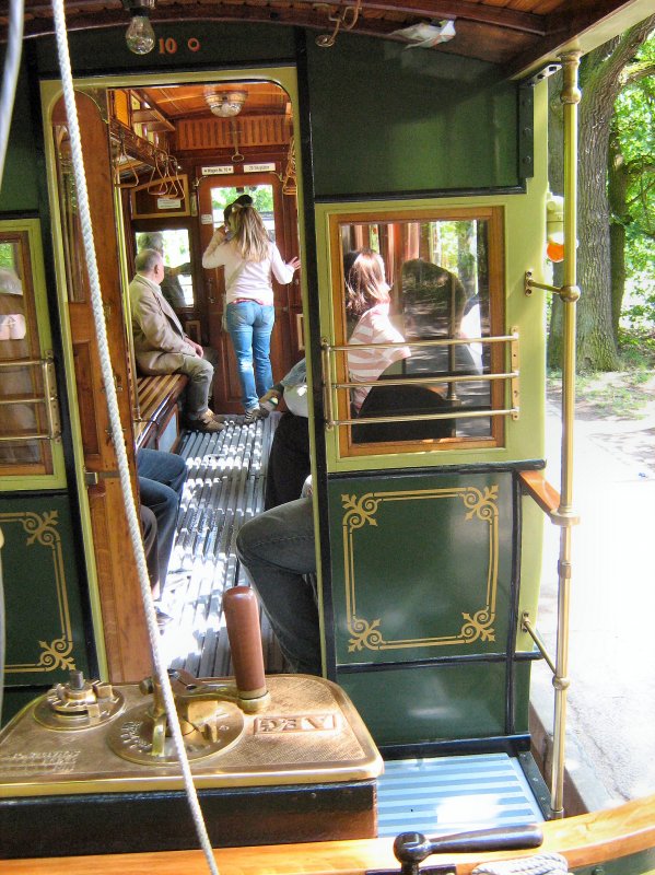 Blick in den Tw 10 w�hrend der Fahrt nach Rahnsdorf, 10.5.2009