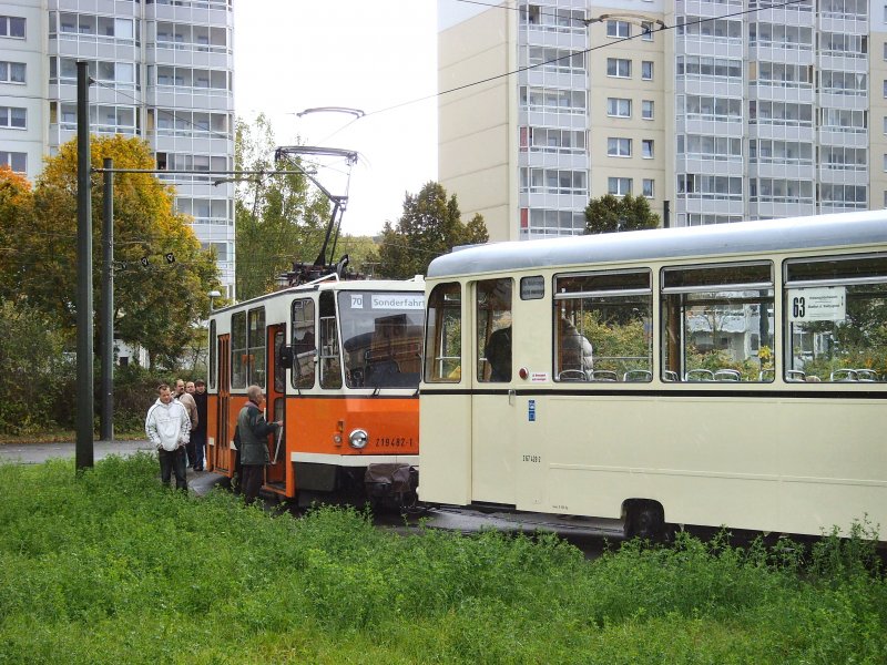 Pause in der Wendeschleife Hohensch�nhausen, Zingster Strasse - Berlin Oktober 2009