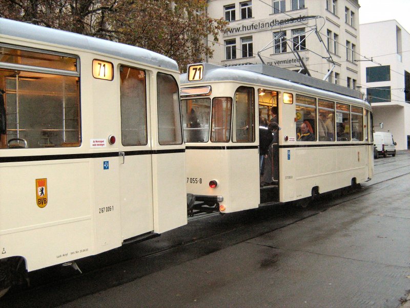 REKO-Zug in der D�mmerung in Berlin-Mitte, Themenfahrt November 2007