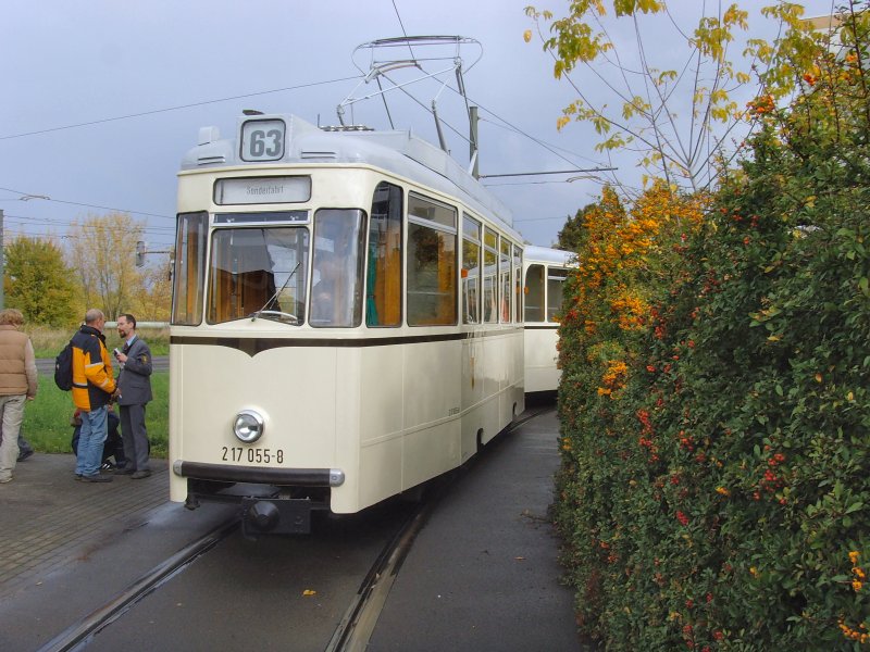 REKO-Zug macht Pause in Hohensch�nhausen, Zingster Strasse, berlin Oktober 2009