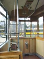 Blick aus dem REKO-Beiwagen auf eine Niederflurbahn in der Schleife Hohensch�nhausen Zingster Strasse, Berlin Oktober 2009