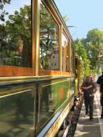 Eng geht es in der Endstelle Altes Wasserwerk zu, her am hist.