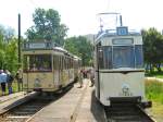 T24/B24 und REKO-Zug nebeneinander in der heute nicht mehr planm��ig genutzen Wendeschleife Wuhletalstrasse, Berlin-Marzahn 14.6.2009