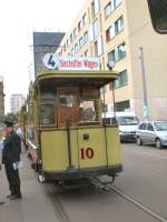 Tw 10 in der Schleife am Kupfergraben, Berlin Juli 2009