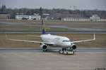 Datum: 23.12.2018

Von: TXL - Berlin

Nach: FRA - Frankfurt

Flugnummer: LH-187

Flugzeug: Airbus A320-214

Registration: D-AIUL

Airline: Lufthansa

Aufnahmeort: Berlin Tegel