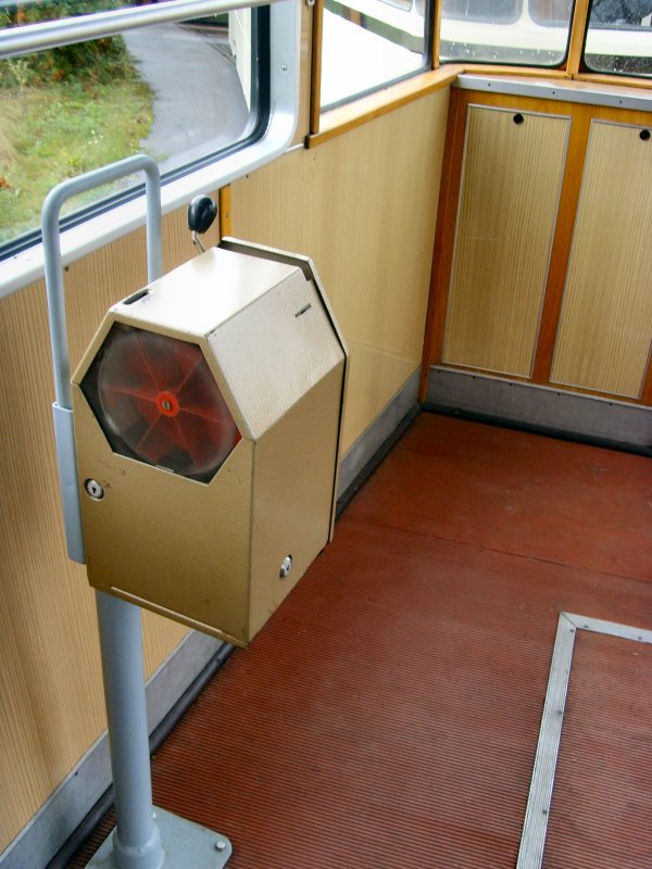 Zahlbox im REKO-Beiwagen, Berlin Oktober 2009